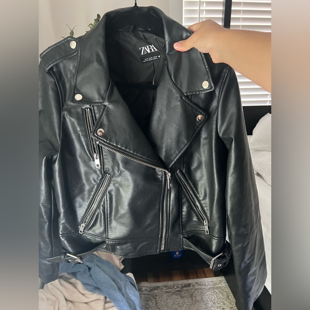 LIKE NEW Zara Leather Jacket